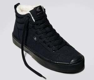 Cariuma Womens OCA Therma High Sneakers Size 6 Black Water Repllent Suede NIB